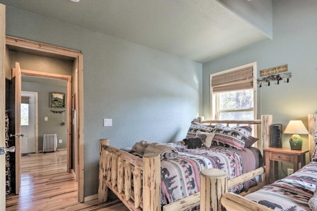 Cozy Heber-Overgaard Cabin With Fire Pit, Game Room! Екстериор снимка
