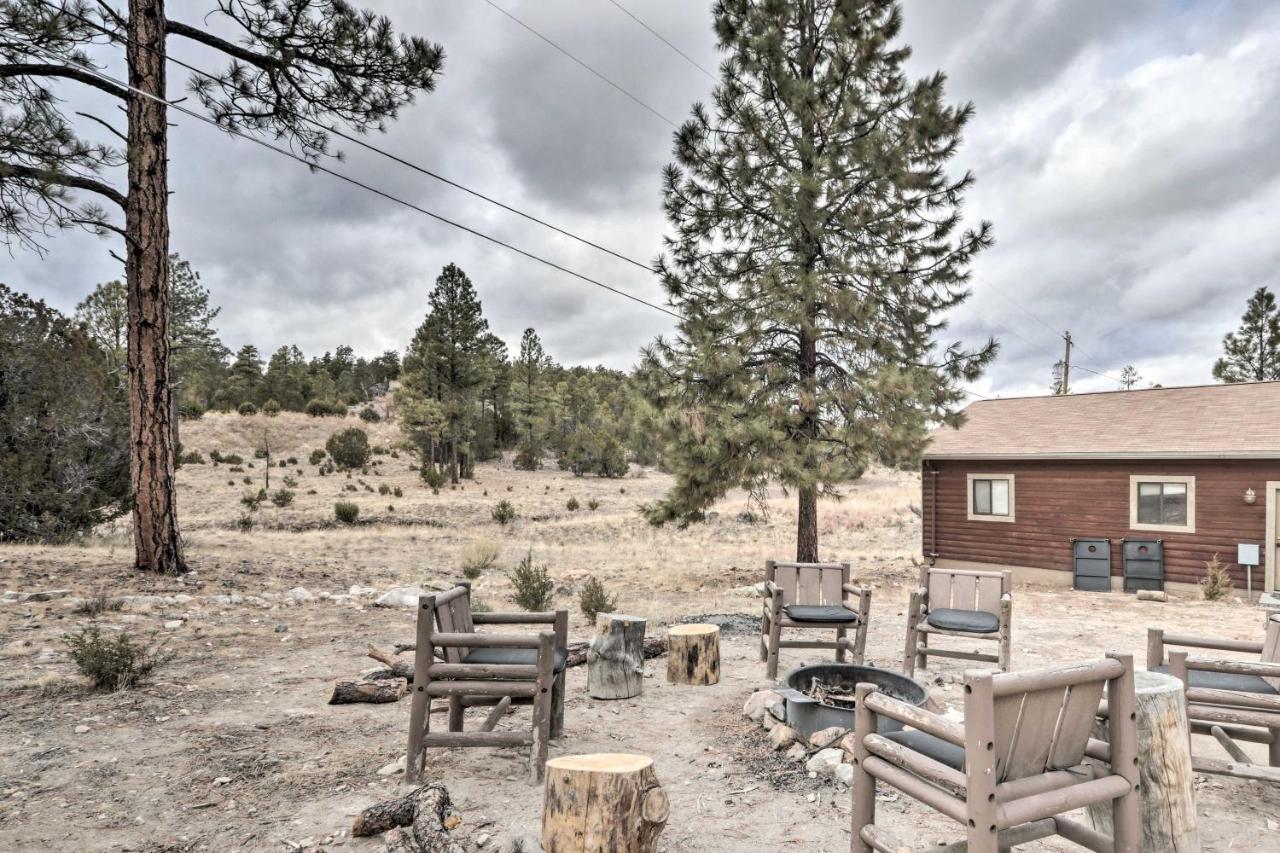 Cozy Heber-Overgaard Cabin With Fire Pit, Game Room! Екстериор снимка